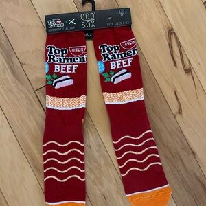 NWT Odd Sox Top Ramen Beef Red Socks